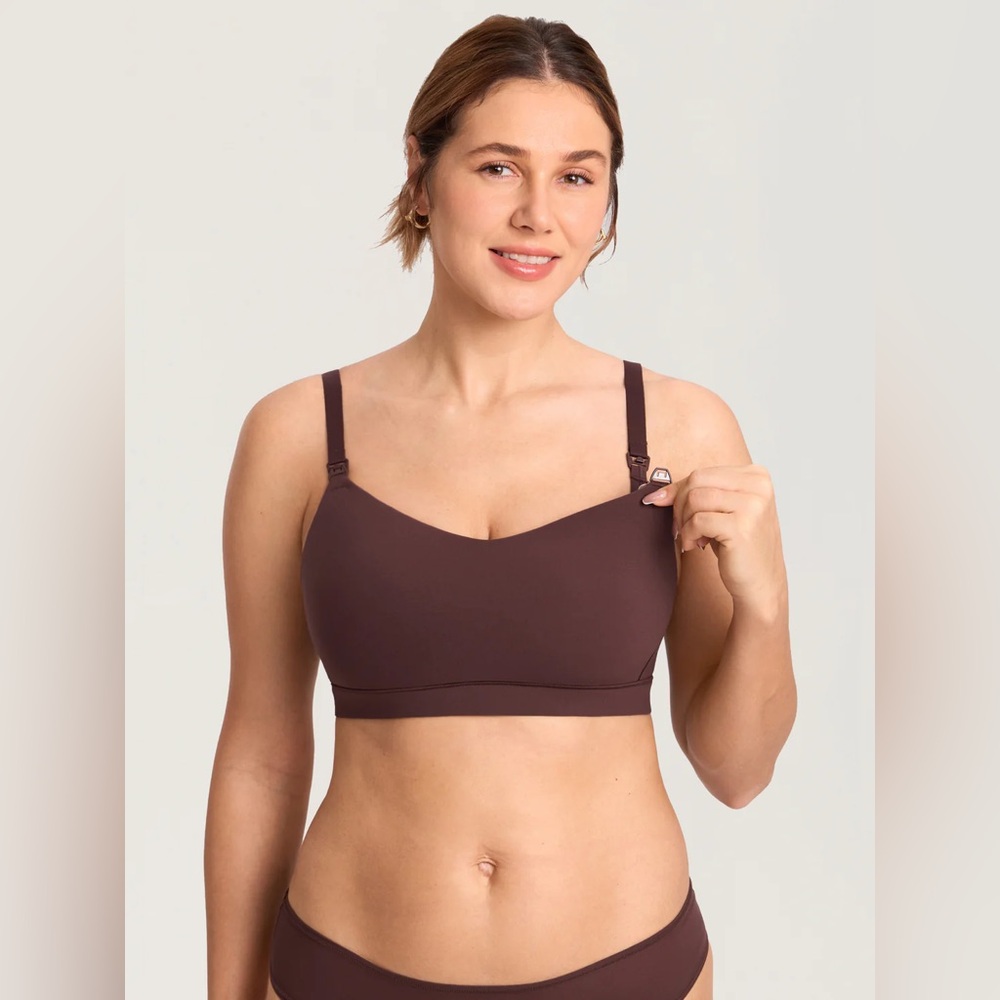 Inbarely® Plus Seamless Molded Nursing Bra
